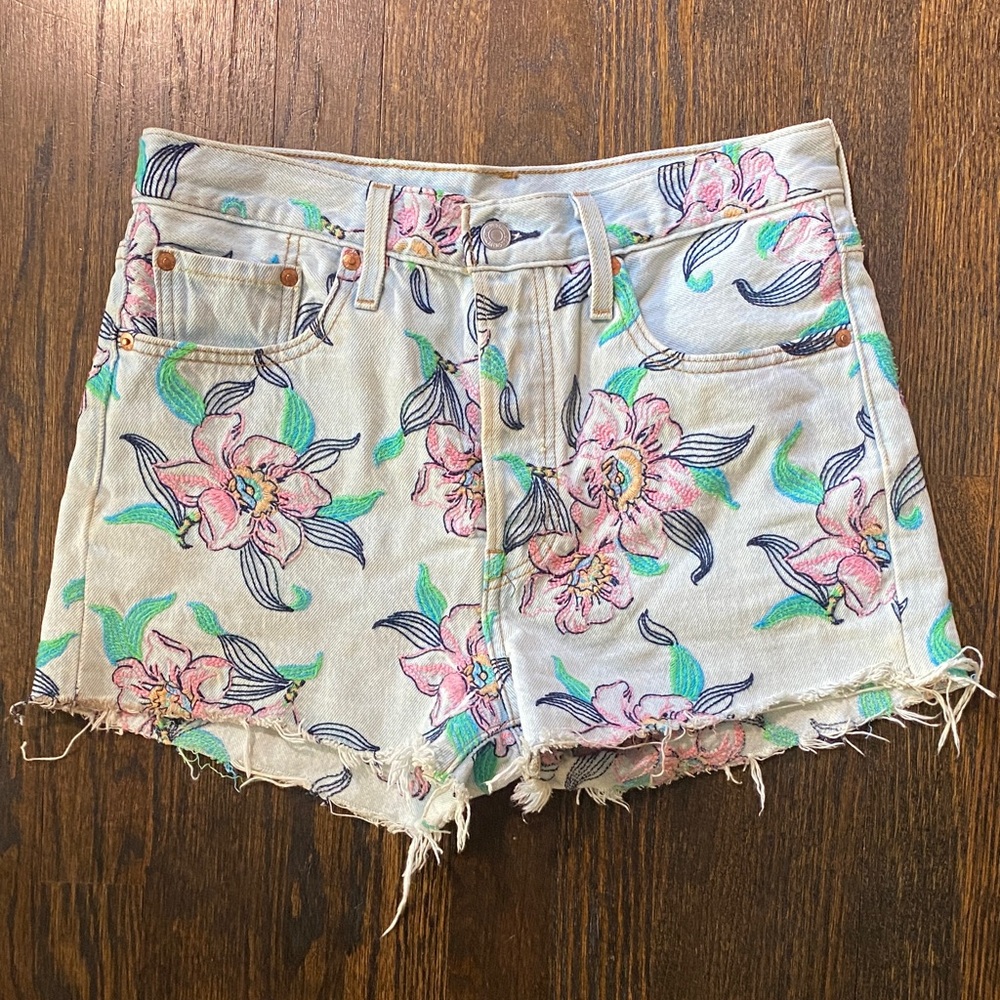 Levi’s Floral Embroidered Jean Shorts
